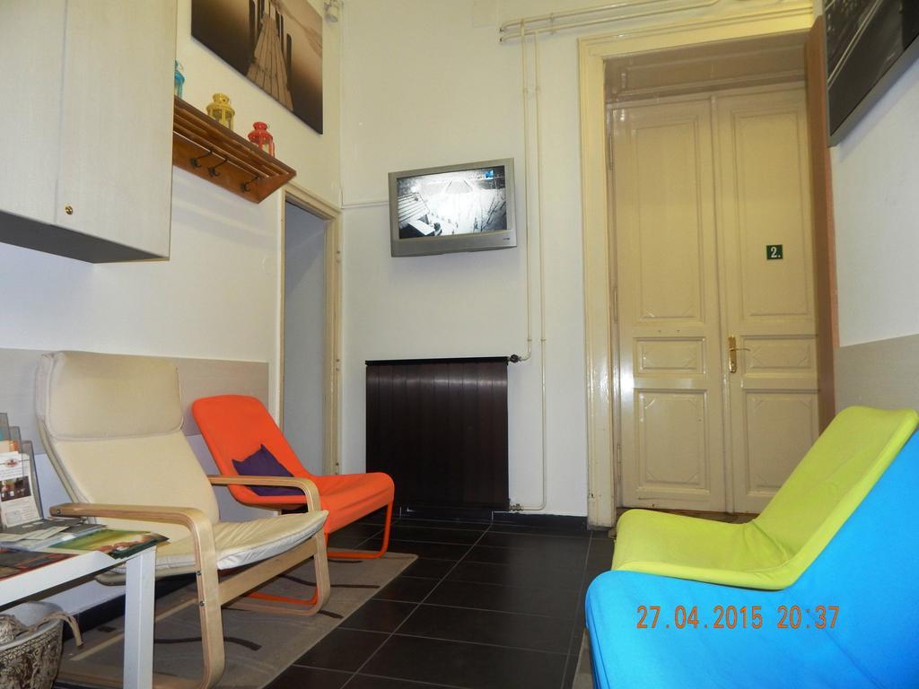 Violet Hostel Budapest Exterior photo
